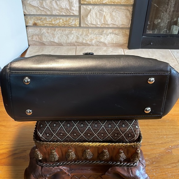 Coach bag in Black! - Picture 13 of 15